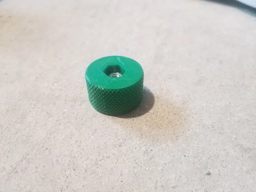 Nút vặn có khía (Knurled knob) cho đai ốc M5 và M8 - Image 1