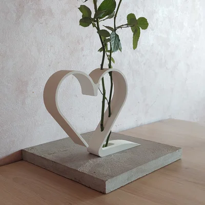 Bình Hoa Trái Tim Tối Giản 2 Bông Hồng (Valentine Minimalist Dual Rose Heart Vase)