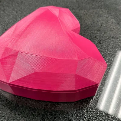 Hộp Valentine Kim Cương Cắt Trái Tim (Heart-Cut Diamond)