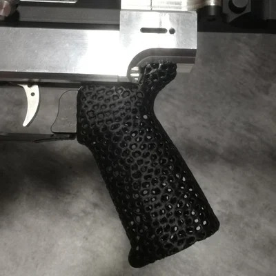Tay cầm AR-15 phong cách Voron độc đáo in 3D