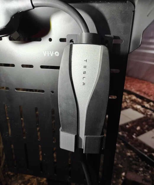 Giá treo tường 3D cho bộ sạc Tesla Mobile Connector Gen 2 - Image 1