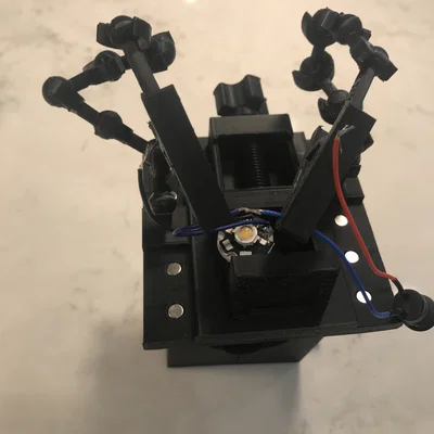 Bàn Ball Vise Nam Châm Linh Hoạt (Adaptible magnetic ball vise table)