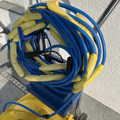 Cableholder Poolcleaning Robot – Giá đỡ cáp thay thế cho robot vệ sinh hồ bơi