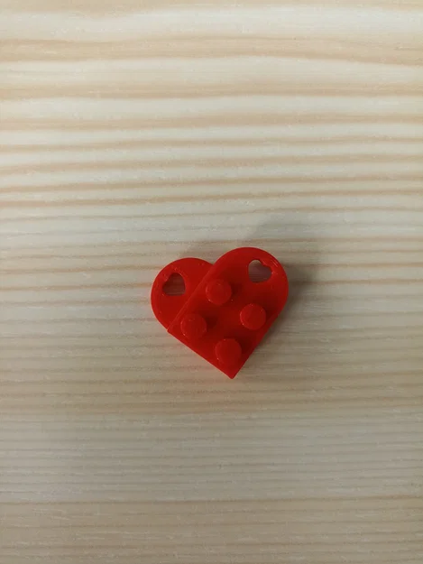 Móc khóa trái tim LEGO (ghép từ 2 mảnh) - Image 1