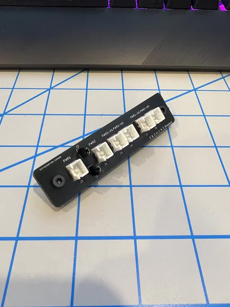Miếng đệm (Spacer) cho mạch XH Splitter gắn khung nhôm 2020 - Image 1