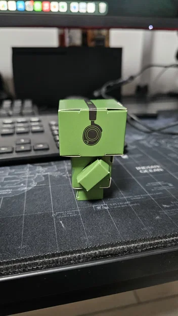 Mô hình chú Robot phong cách SteelSeries độc đáo cho game thủ - Image 5