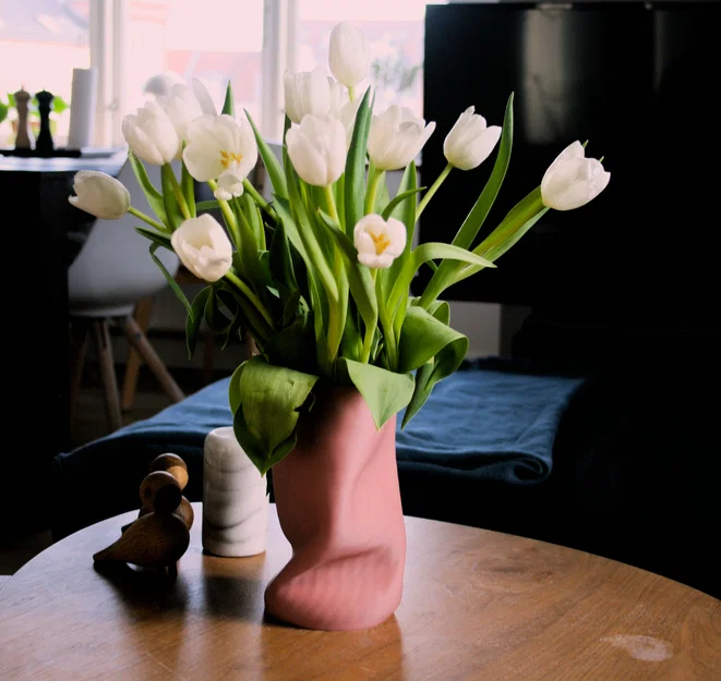 Vase V3 – Bình hoa gấp/crumpled (smooth & low poly) - Image 2