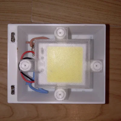 Đèn LED dùng ắc quy 12V 7,2 Ah