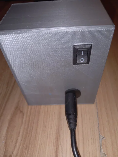 Đèn LED dùng ắc quy 12V 7,2 Ah - Image 5