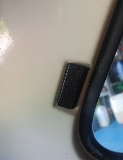 Nắp đậy trụ cửa Fiat 126p - Phụ tùng nhựa in 3D phục hồi nội thất - Image 1