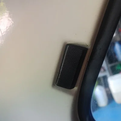 Nắp đậy trụ cửa Fiat 126p - Phụ tùng nhựa in 3D phục hồi nội thất