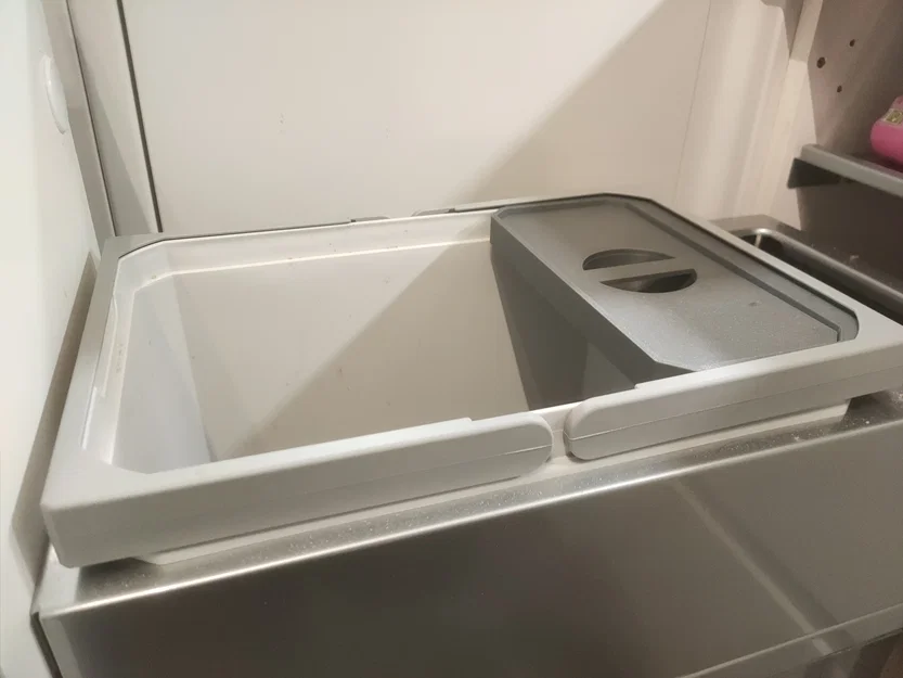 Miếng chèn thùng rác Wickes (Wickes Bin Insert) - Image 1