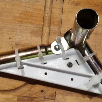Gá giữ góc ổn định 110° cho thanh lều 25mm