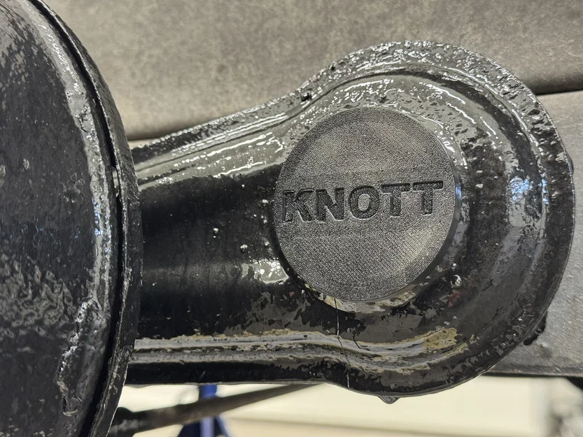 Nút bịt trục Knott (Knott Axle Plug) - Image 1