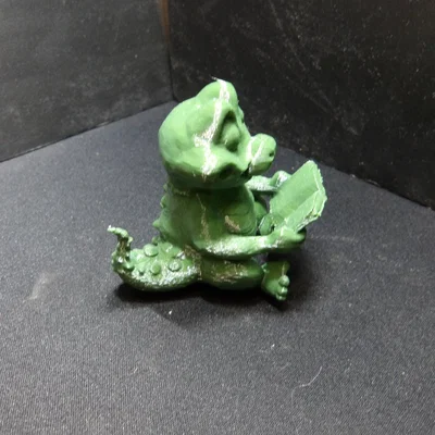 Mô hình chú cá sấu 3D đang đọc sách cực đáng yêu