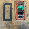 Khuôn cắt và ốp trang trí cho cổng kết nối Amphenol AT04-48P-B016 - Thumbnail 2