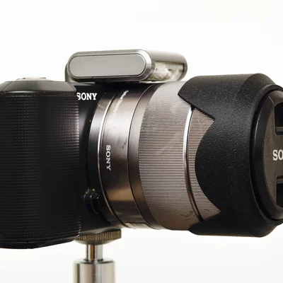 Loa che nắng (Lens hood) Tulip cho ống kính Sony SEL1855 (49mm)