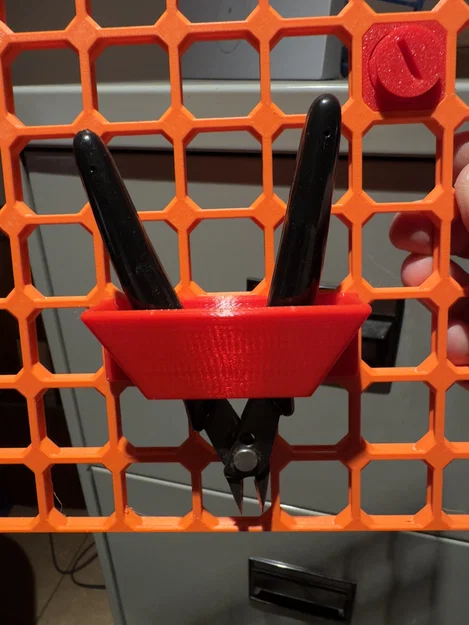 Giá Treo Kềm OpenGrid Pliers Holder - Image 1