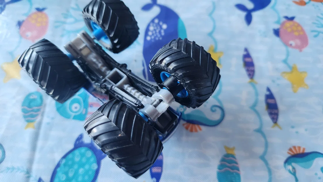 Sửa trục (axle) bị gãy cho Monster Jam monster truck - Image 2