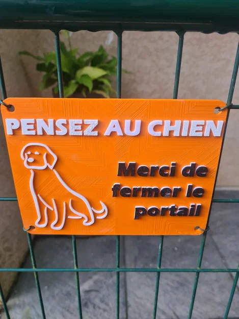Biển báo 3D nhắc đóng cổng cho nhà có nuôi chó (panneau chien) - Image 1