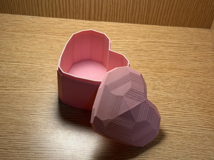 Hộp Đựng Trang Sức Hình Trái Tim Đa Giác - Mẫu In 3D Độc Đáo - Image 1