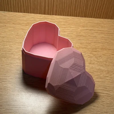 Hộp Đựng Trang Sức Hình Trái Tim Đa Giác - Mẫu In 3D Độc Đáo
