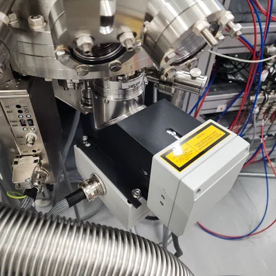 Giá đỡ Preamp cho ScientaOmicron VT-AFM XA giúp quản lý dây cáp