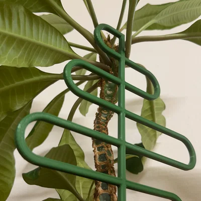 Giá đỡ chậu hoa (nhiều biến thể) – Flower supports / Podpory pro květiny