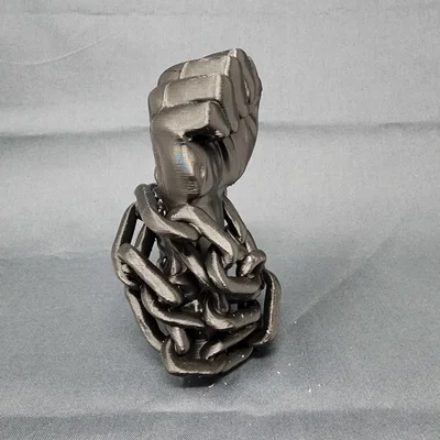 Mô hình 3D No More Chains - Tượng bàn tay xiềng xích đầy cảm hứng