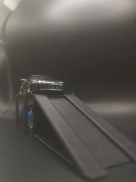 Dốc Hot Wheels – Dốc trưng bày 1:64 cho Mini Garage - Image 2