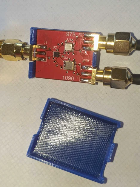 Hộp bảo vệ 3D cho bộ chia tín hiệu 1090MHz và 978MHz ADS-B - Image 1