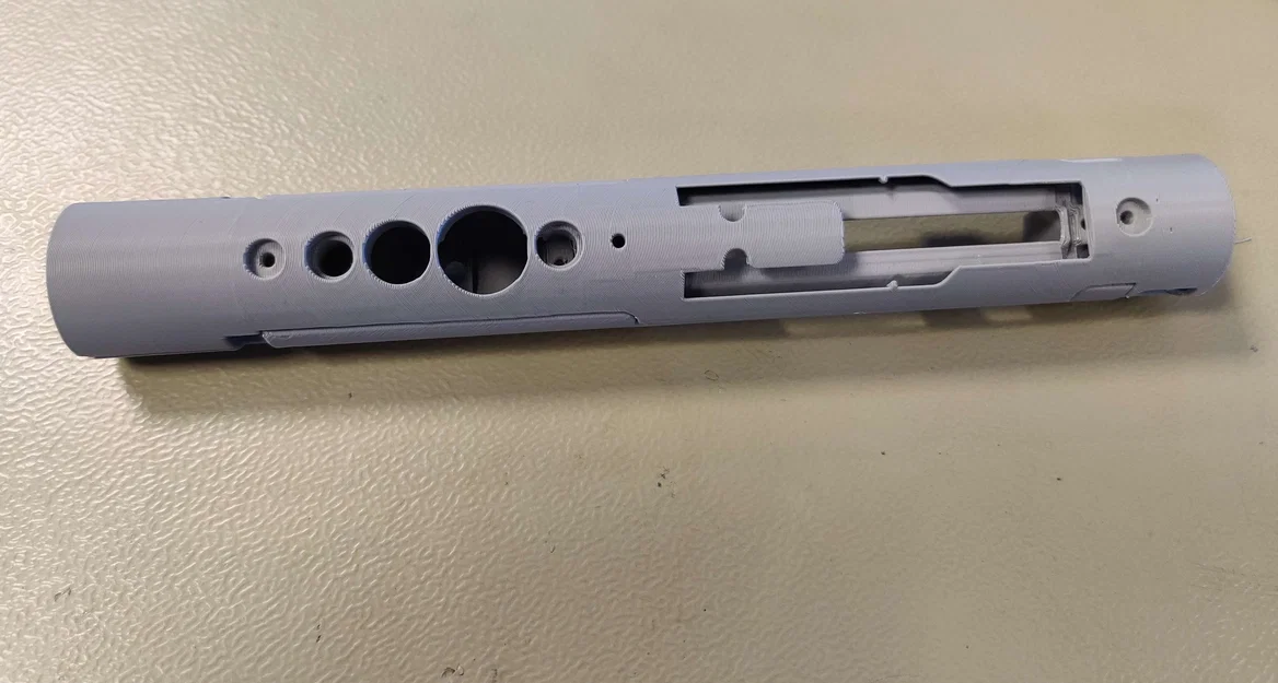 Chassis lightsaber tuỳ biến lấy cảm hứng từ LGT - Image 1