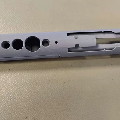 Chassis lightsaber tuỳ biến lấy cảm hứng từ LGT