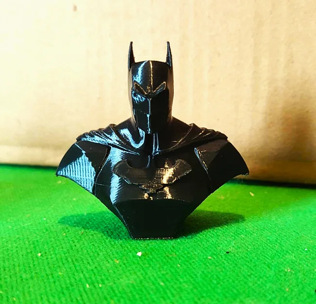 Mô hình Batman phong cách Lowpoly 12cm trang trí bàn làm việc - Image 2