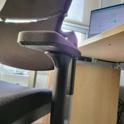 Tay vịn thay thế cho ghế Steelcase Please - Giải pháp in 3D tiện lợi