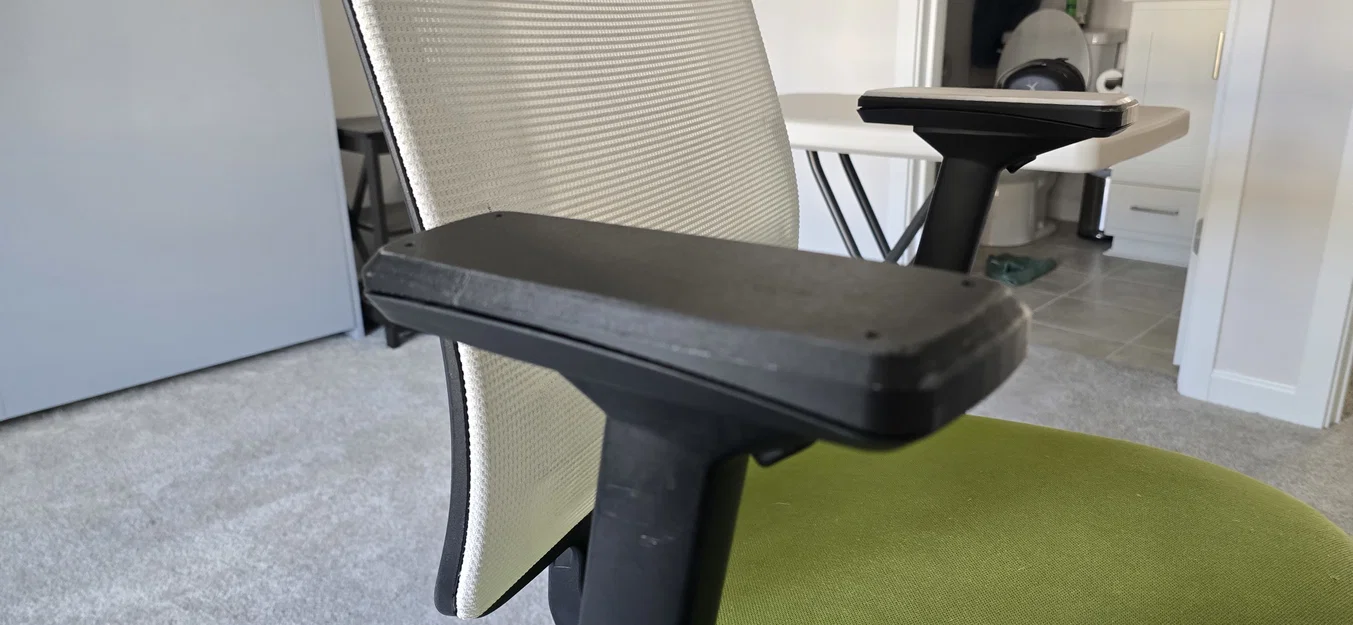 Miếng Armpad Thay Thế Cho Ghế Steelcase Reply - Image 2