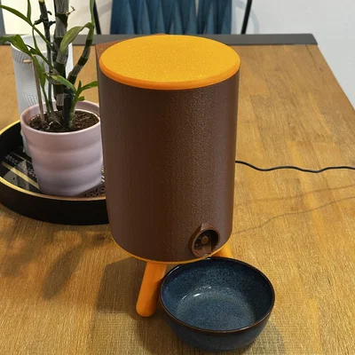 Máy nhả thức ăn cho mèo (Cat food dispenser) in 3D