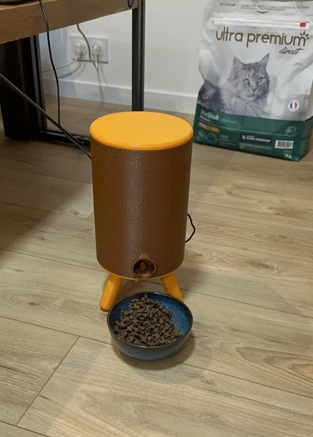 Máy nhả thức ăn cho mèo (Cat food dispenser) in 3D - Image 6