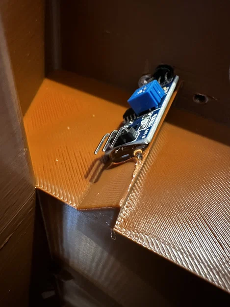 Máy nhả thức ăn cho mèo (Cat food dispenser) in 3D - Image 15