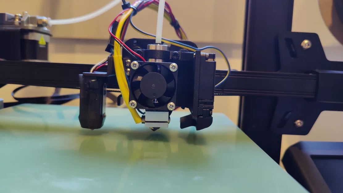 Adapter ngàm gắn hotend V6 cho Ender 3 v2 neo - Image 1