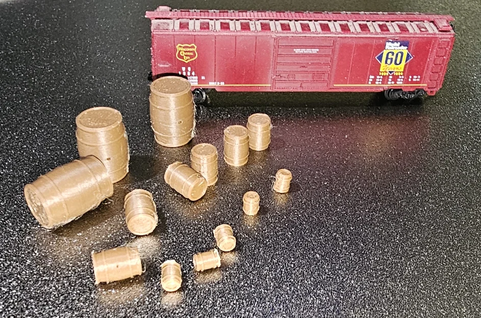 Thùng Gỗ Có Vòng Đai Kim Loại (Wooden Barrel with Metal Rings) - Image 1