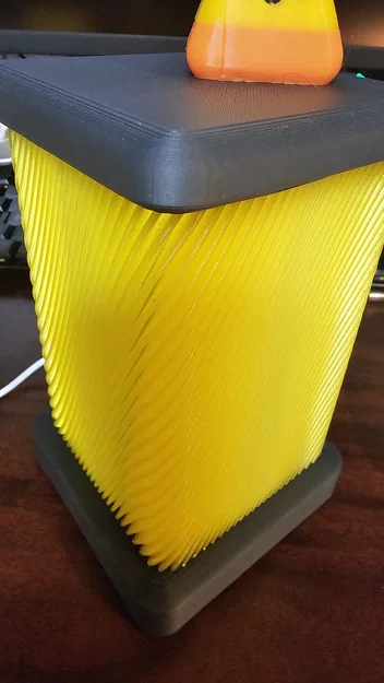 Đèn bàn LED xoắn ốc vuông - Image 2