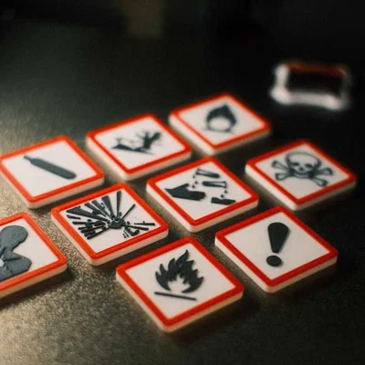 ChemLab Magnets – Nam châm cảnh báo GHS màu đỏ