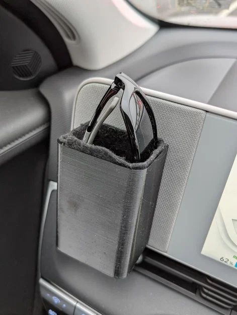 Khay để kính mát nam châm cho IONIQ 5 (IONIQ 5 Magnetic Sunglasses Bin) - Image 1