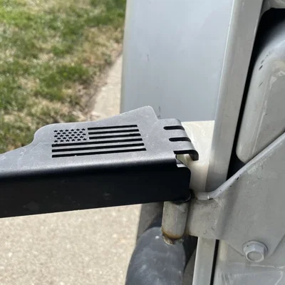 Nêm chỉnh góc footpeg khi tháo cửa cho Jeep Wrangler (Door-Off Footpeg Wedges)