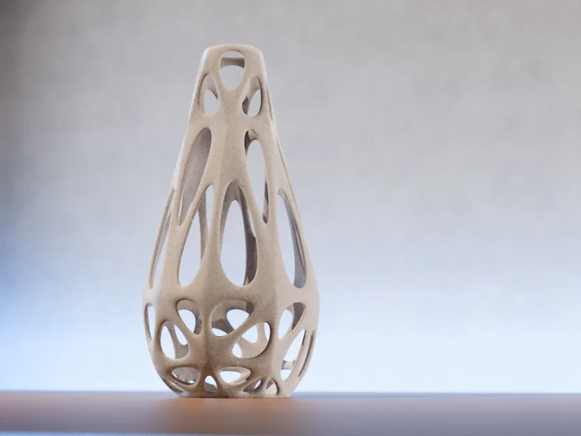 Open Voronoi Vase (Bình Voronoi Mở) - Image 1