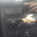 Giá đỡ điện thoại ô tô universal gắn khe CD (tương thích VW/Audi) - Thumbnail 2