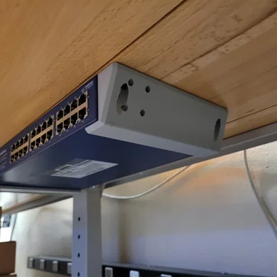 Bộ giá đỡ treo Switch Netgear JFS524 dưới bàn tiện lợi