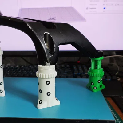Chân đế điều chỉnh chiều cao cho scan 3D
