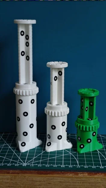 Chân đế điều chỉnh chiều cao cho scan 3D - Image 3